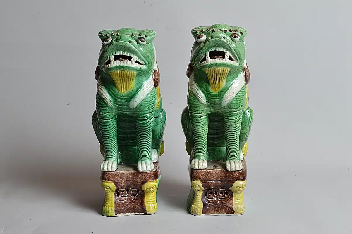 Statuette Chien Fo Ancienne - Céramique Chinoise Antique - Objet Décoratif De Vitrine